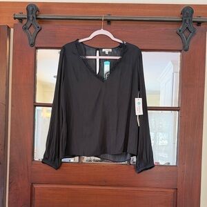 Nine Britton Black V-Neck Blouse